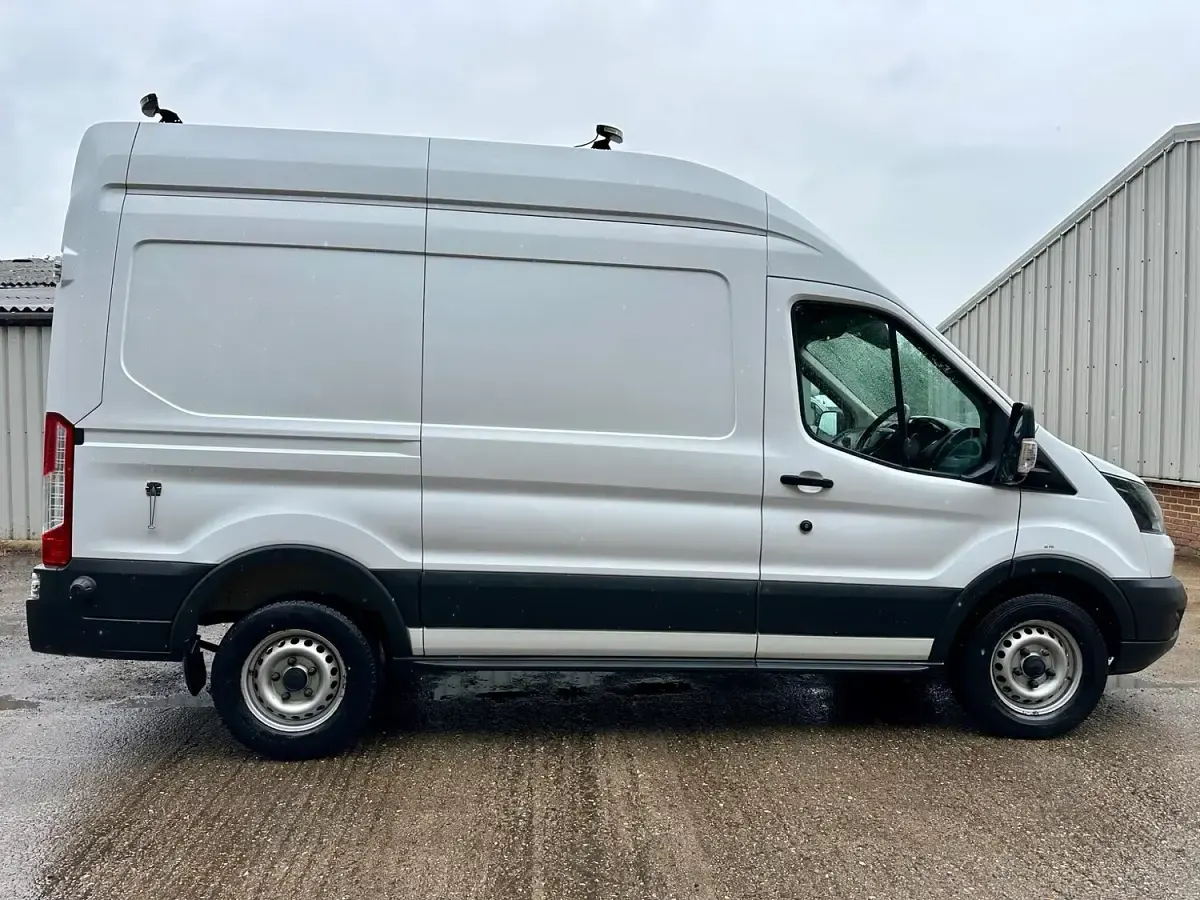 Used Ford Transit 130 HP (95 kW) 2019 White Van