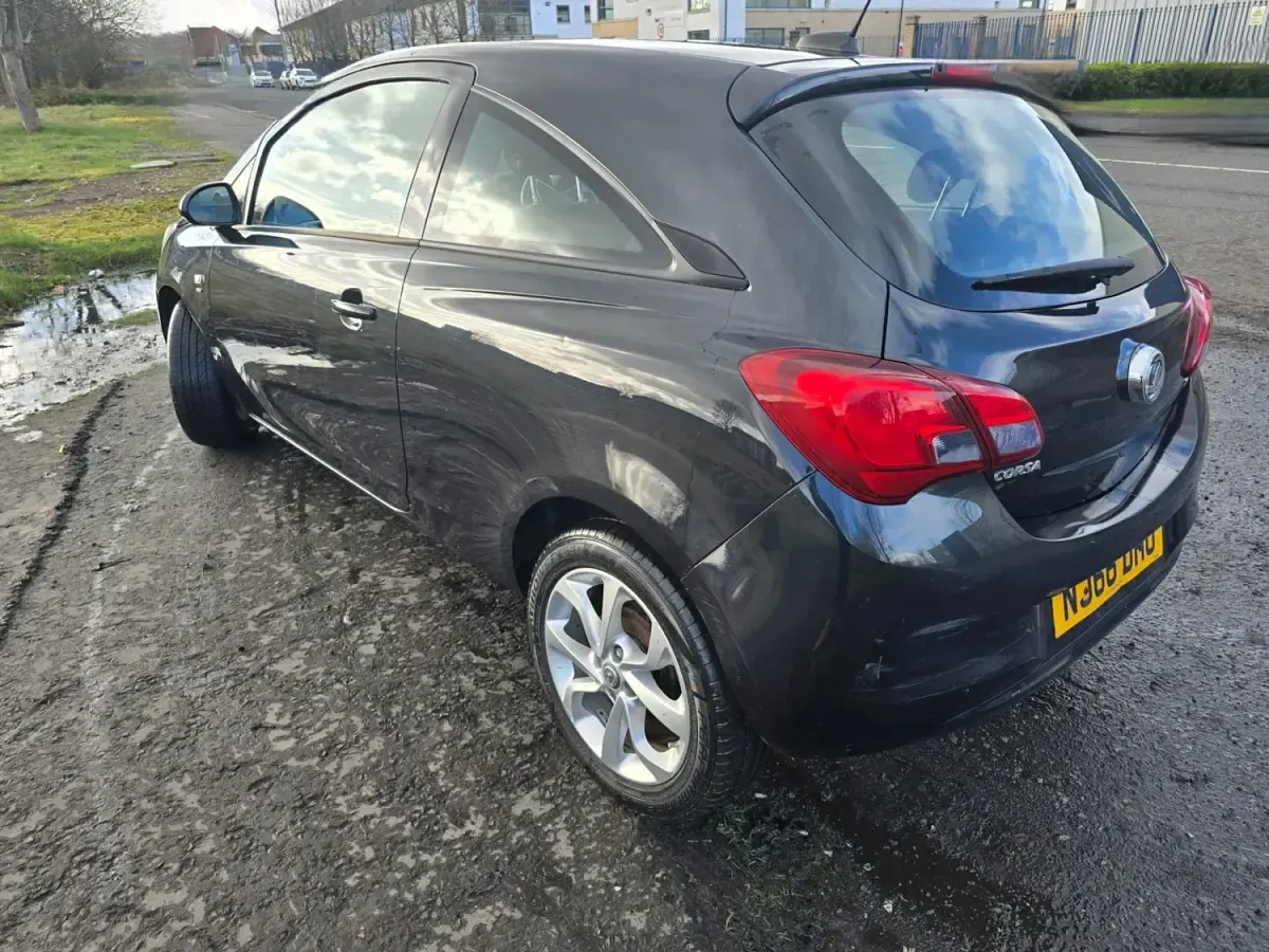 Gebraucht Vauxhall Corsa 75 PS (55 kW) 2016 Schwarz Kleinwagen