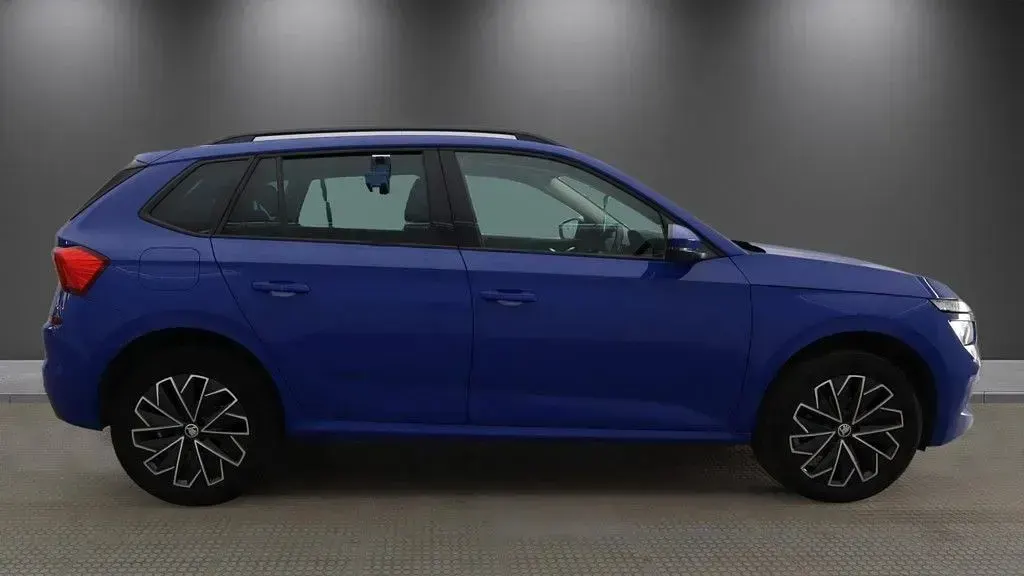 Used Skoda Kamiq SE Drive 115 HP (84 kW) 2022 Blue SUV