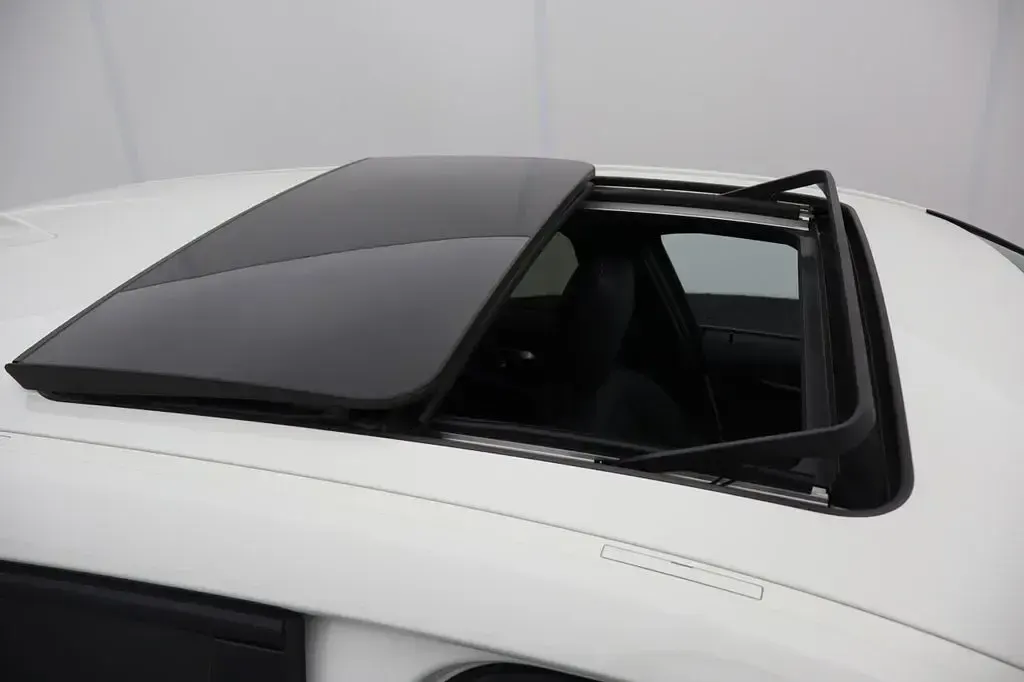 Used BMW 118 M Sport 140 HP (102 kW) 2020 Alpine white Hatchback