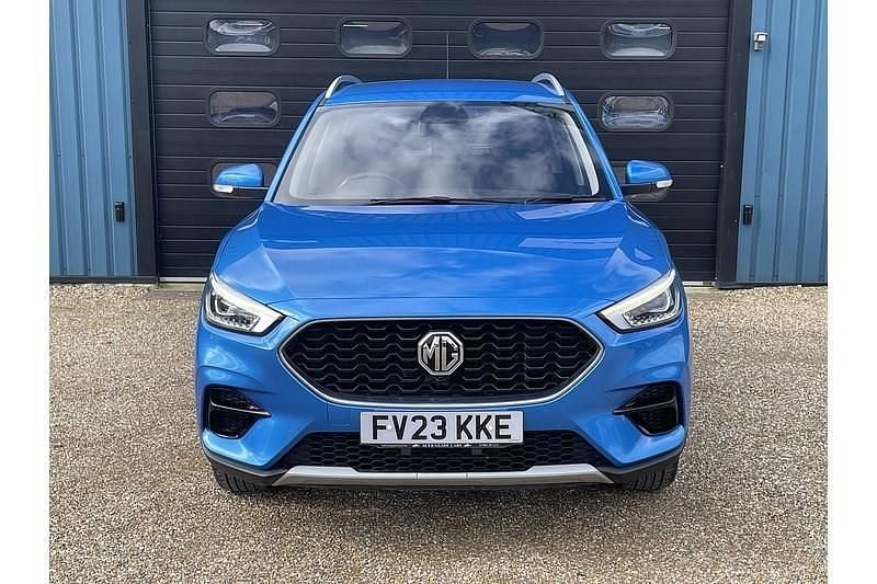Used MG ZS Excite 106 HP (77 kW) 2023 Blue SUV