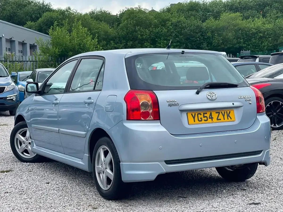 Used Toyota Corolla T3 2004 Blue Hatchback