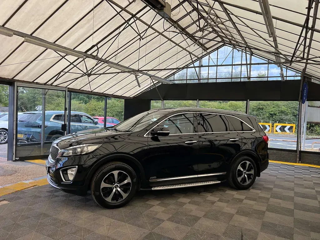 Used Kia Sorento 200 HP (147 kW) 2015 Black SUV