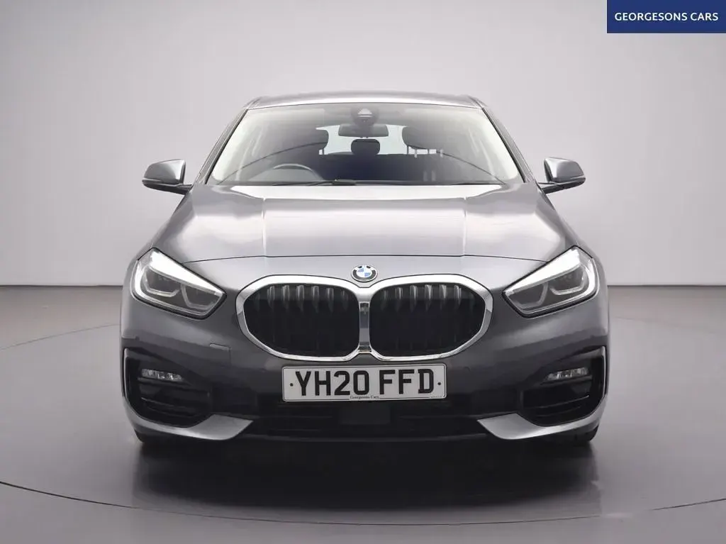 Used BMW 118 Sport Line 140 HP (102 kW) 2020 Grey Hatchback