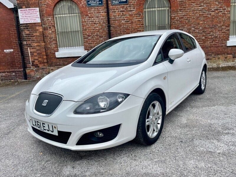 White Used 2011 Seat Leon Copa Hatchback | £1,490 (Fair price) - Image 1/4