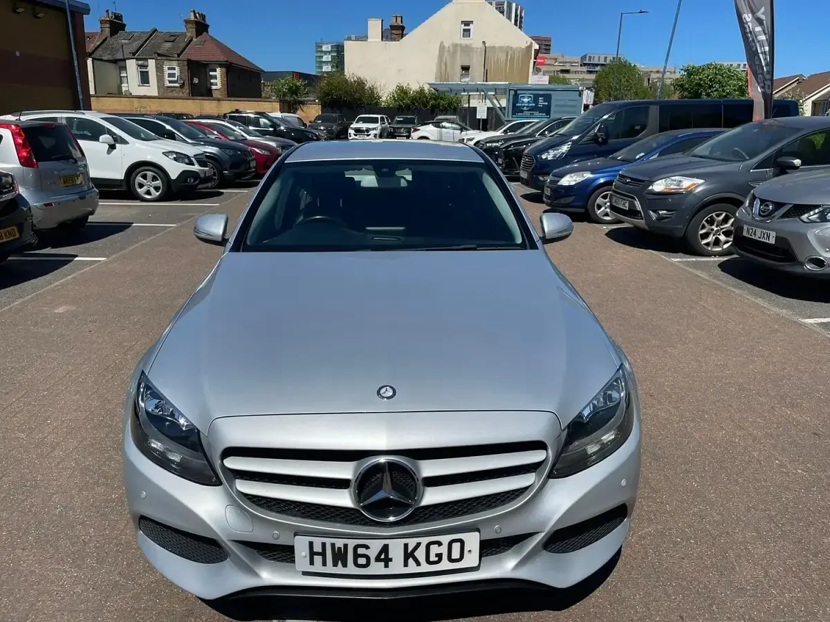 Used Mercedes C200 Executive 184 HP (135 kW) 2014 Silver Sedan
