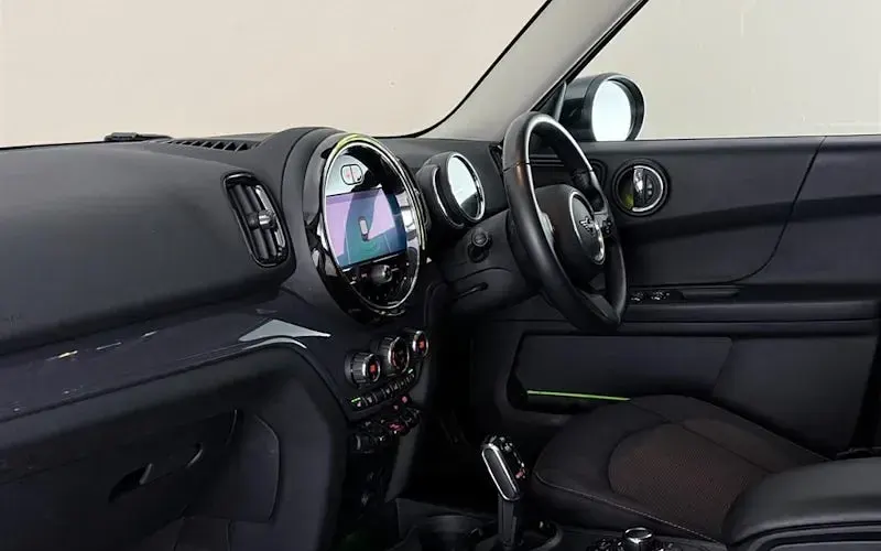 Used Mini Cooper Classic 136 HP (100 kW) 2022 Hatchback