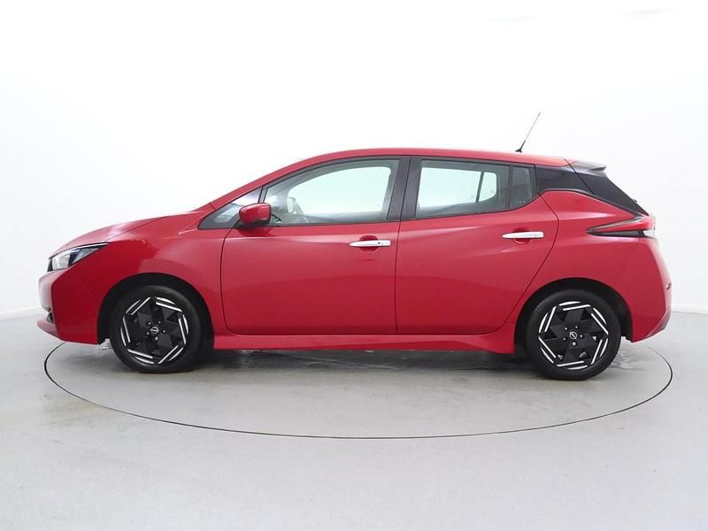 Used Nissan Leaf Acenta 110 kW (150 HP) 2023 Red Hatchback