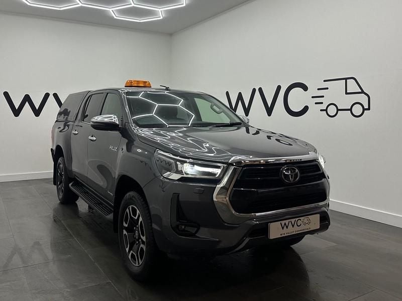 Used Toyota HiLux 204 HP (150 kW) 2021 Grey Pickup