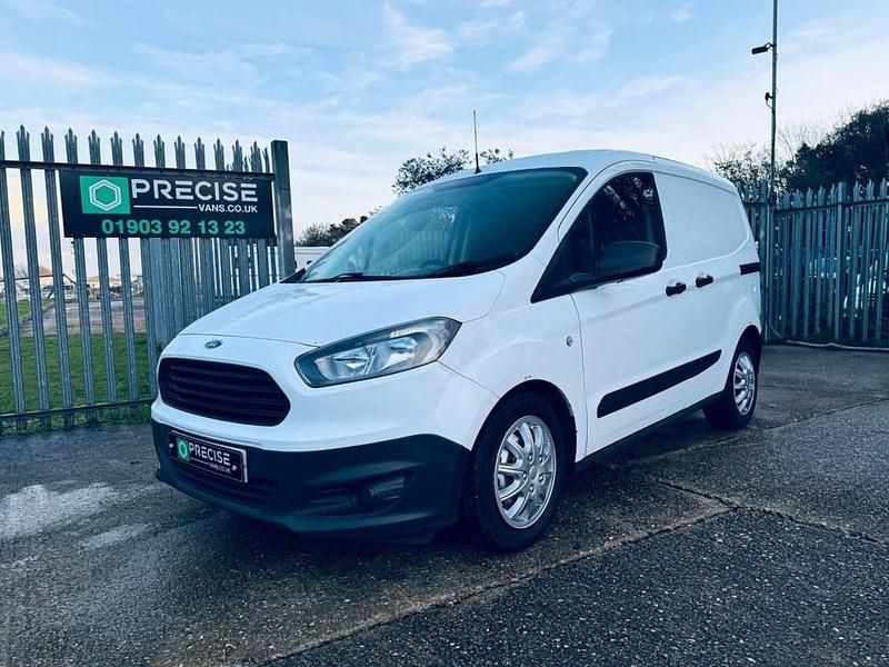 Used Ford Transit 74 HP (54 kW) 2017 White Van