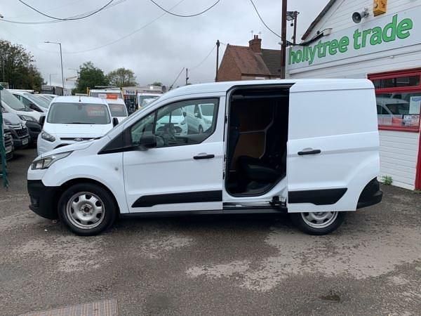 Usado Ford Transit Connect 100 HP (73 kW) 2018 Branco Monovolume