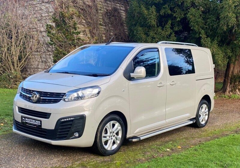 Used Vauxhall Vivaro Elite 150 HP (110 kW) 2020 Grey MPV