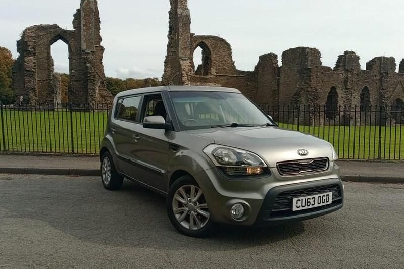 Silver Used 2013 Kia Soul 2 SUV | £4,999 (Fair price) - Image 1/1