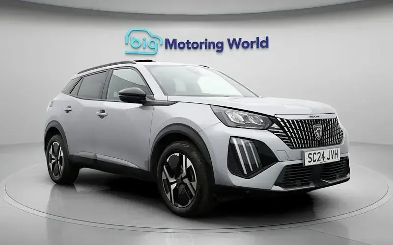 Used Peugeot 2008 Allure 101 HP (74 kW) 2024 Grey SUV