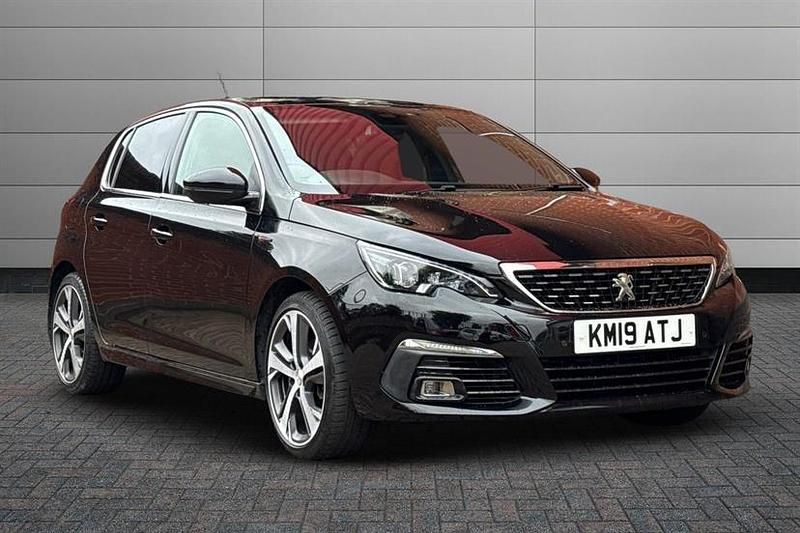Nera black Used 2019 Peugeot 308 GT-line Hatchback | £11,295 (Fair price) - Image 1/2