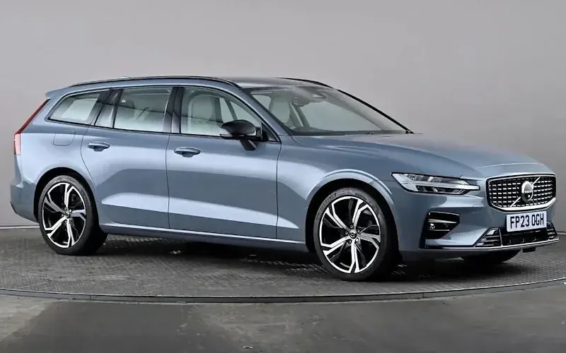 Used Volvo V60 Plus 163 HP (119 kW) 2023 Estate
