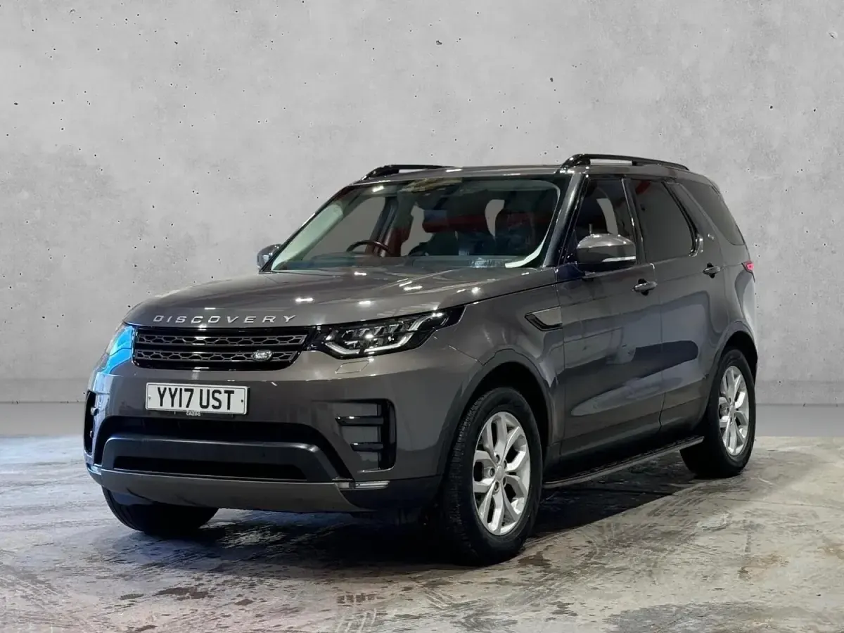 Used Land Rover Discovery 5 SE 240 HP (176 kW) 2017 Grey SUV