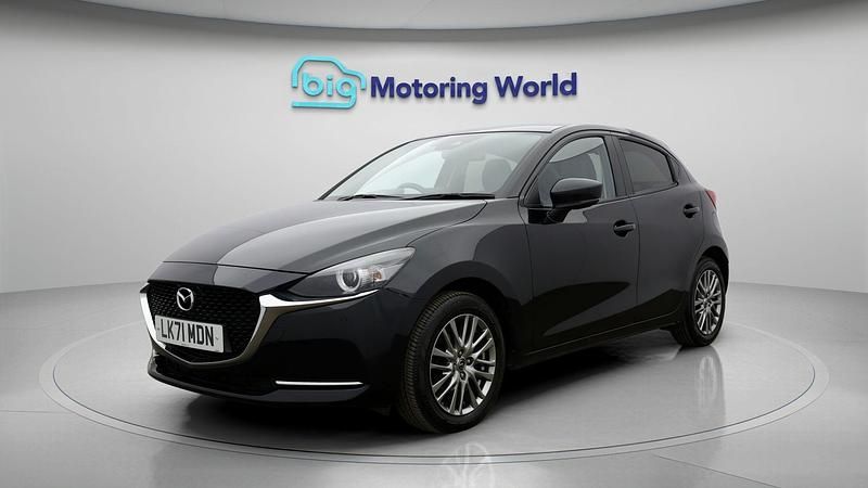Usado Mazda 2 Inclusive 90 HP (66 kW) 2022 Preto Citadino
