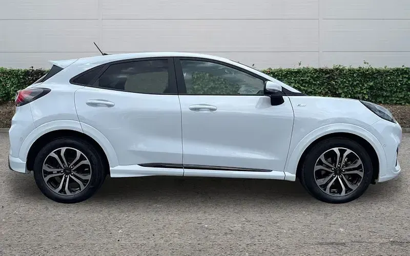 Used Ford Puma ST-Line 125 HP (91 kW) 2023 White SUV