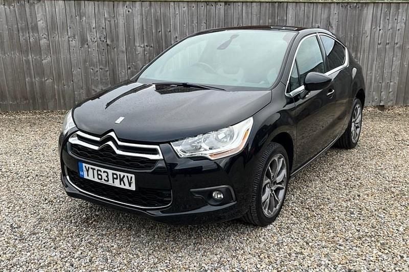 Used Citroën DS4 Start 115 HP (84 kW) 2013 Black Hatchback