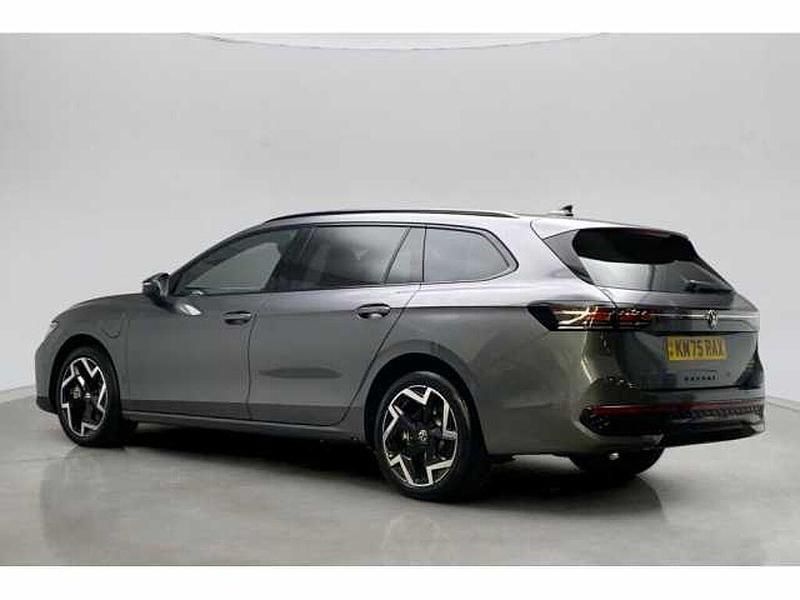 Begagnad VW Passat 272 HK (200 kW) 2025 Kombi