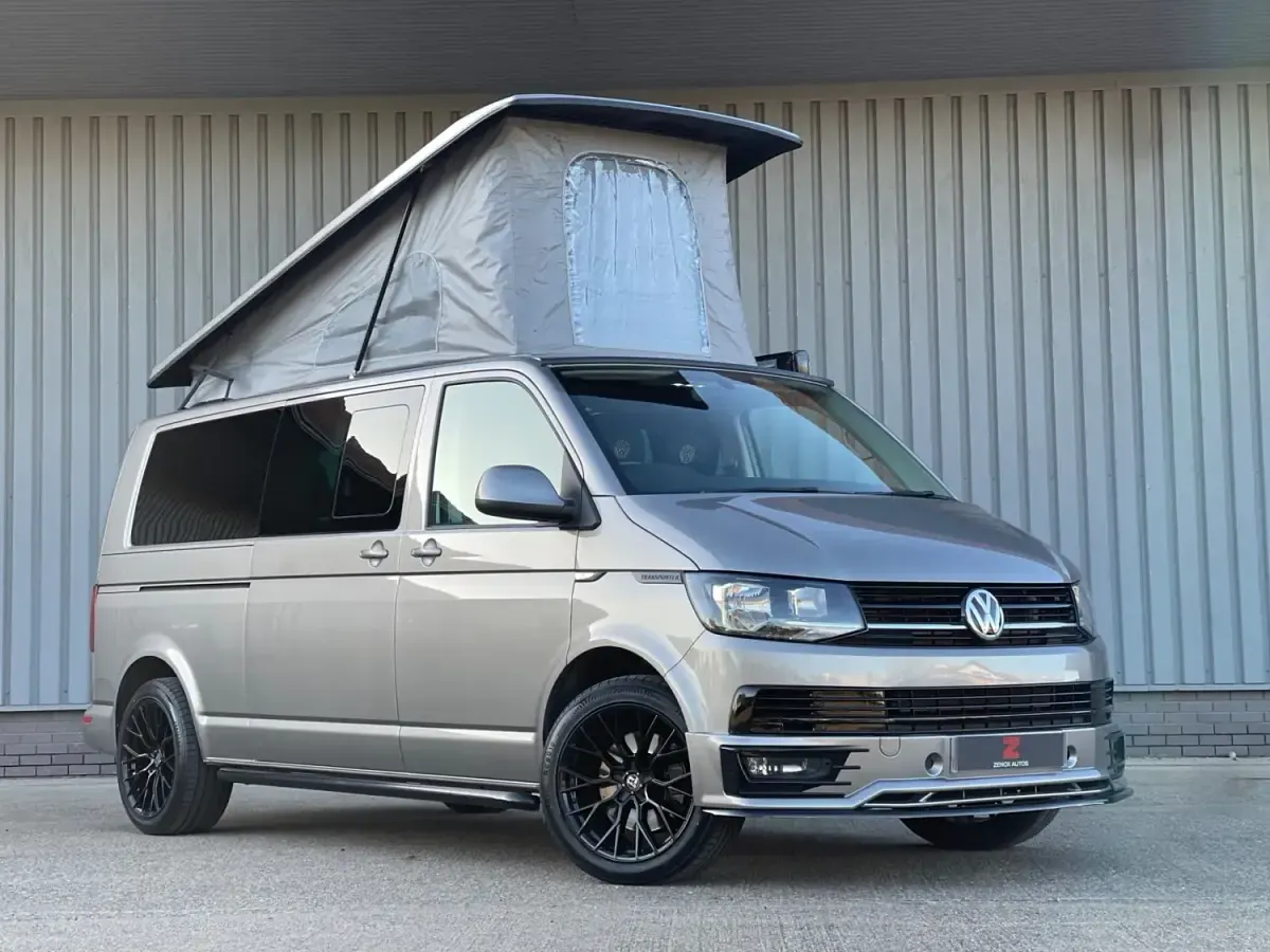 Begagnad VW Transporter Highline 2016 Beige Van
