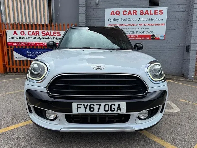 Used Mini Cooper D 150 HP (110 kW) 2017 White Hatchback