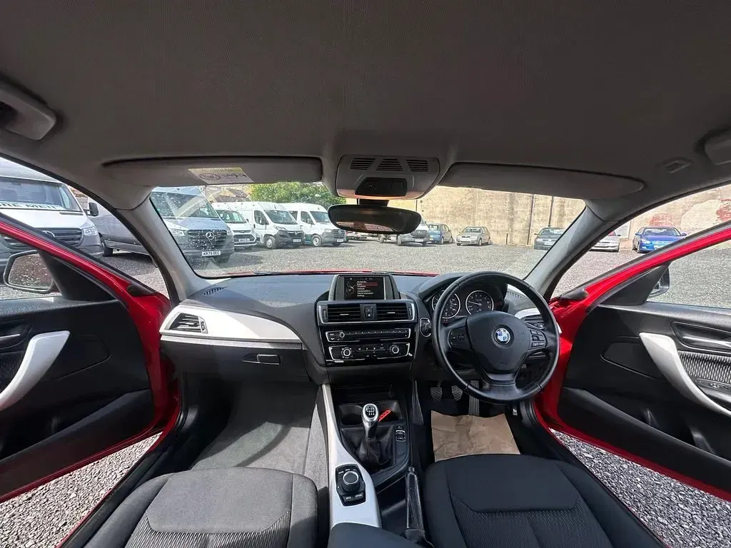 Used BMW 118 136 HP (100 kW) 2015 Red Hatchback