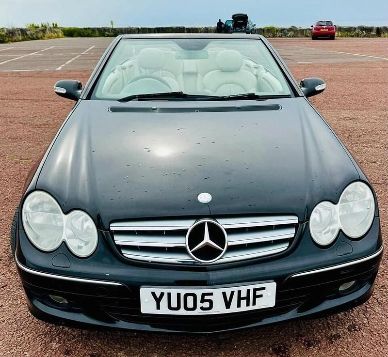 Used Mercedes CLK350 Elegance 2005 Black Cabriolet