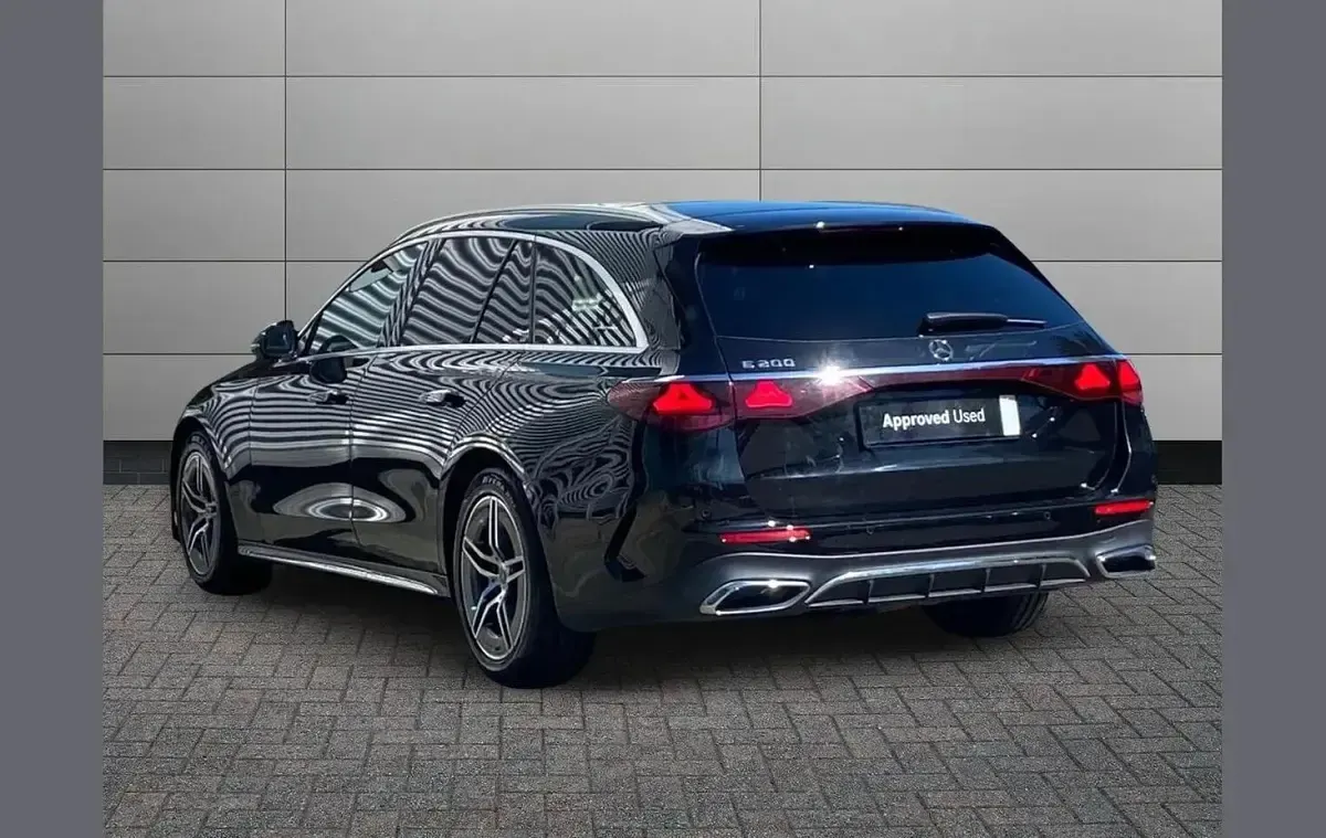 Used Mercedes E200 AMG line 204 HP (150 kW) 2025 Black Estate