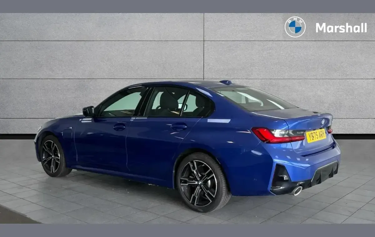 Used BMW 330 M Sport 288 HP (211 kW) 2025 Blue Sedan