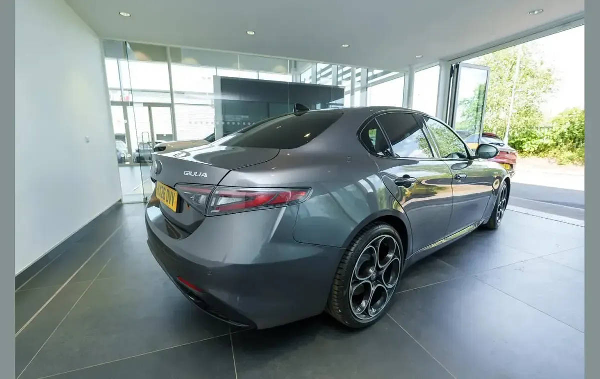 New Alfa Romeo Giulia Veloce 280 HP (205 kW) 2026 Grey Sedan