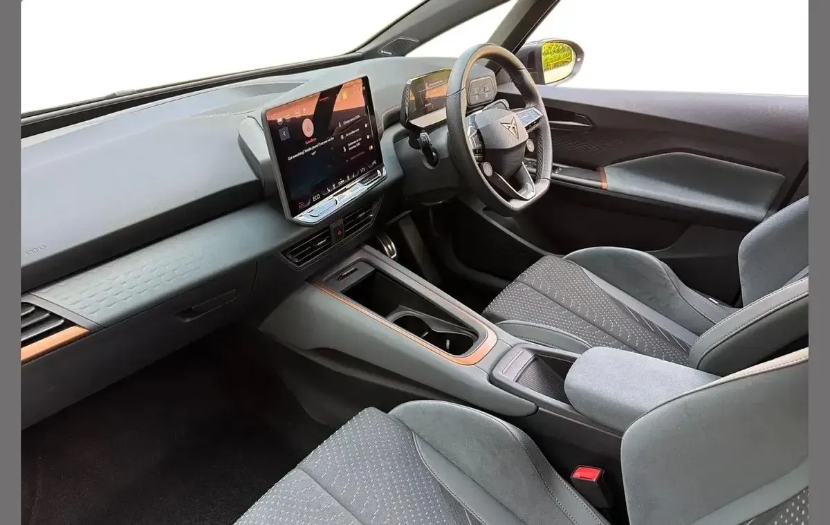 Used Cupra Born e-Boost 239 kW (326 HP) 2025 Green Hatchback