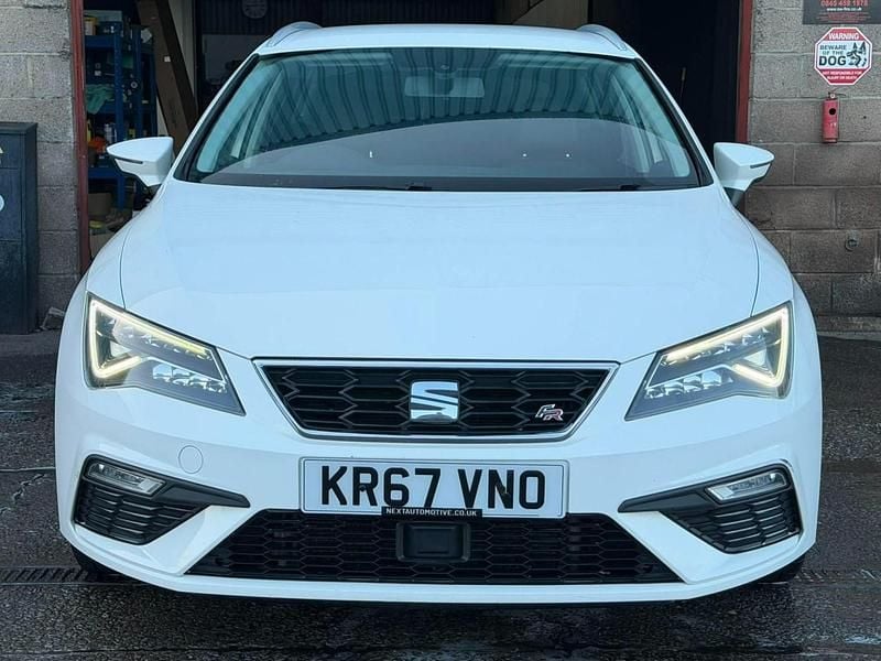 Used Seat Leon FR 148 HP (108 kW) 2017 White Estate