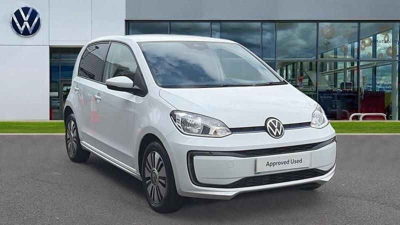 Used VW e-up! 60 kW (82 HP) 2021 Pure white Hatchback