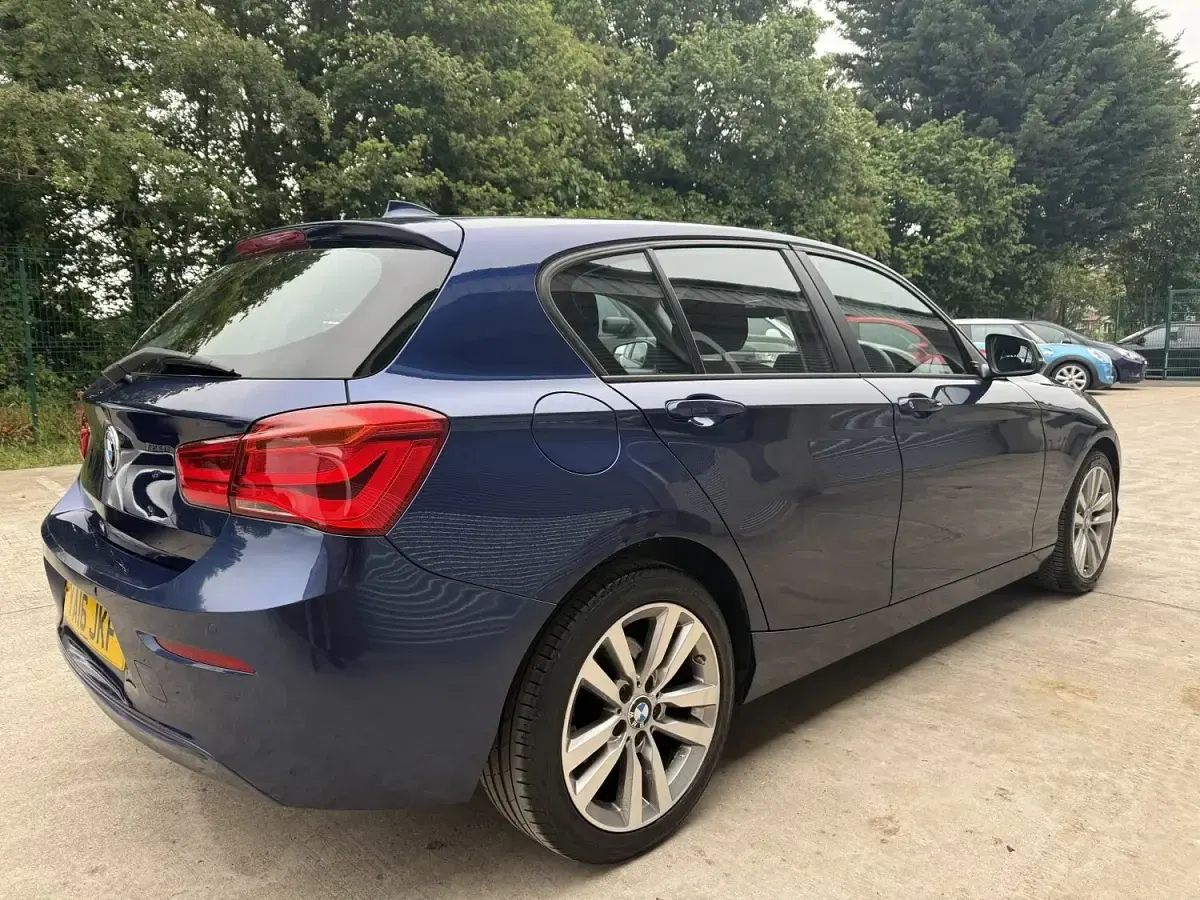 Used BMW 116 Sport Line 2016 Blue Hatchback