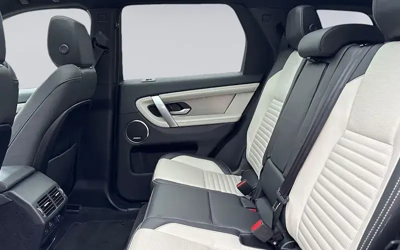 Used Land Rover Discovery Sport HSE Dynamic 204 HP (150 kW) 2024 Blue SUV