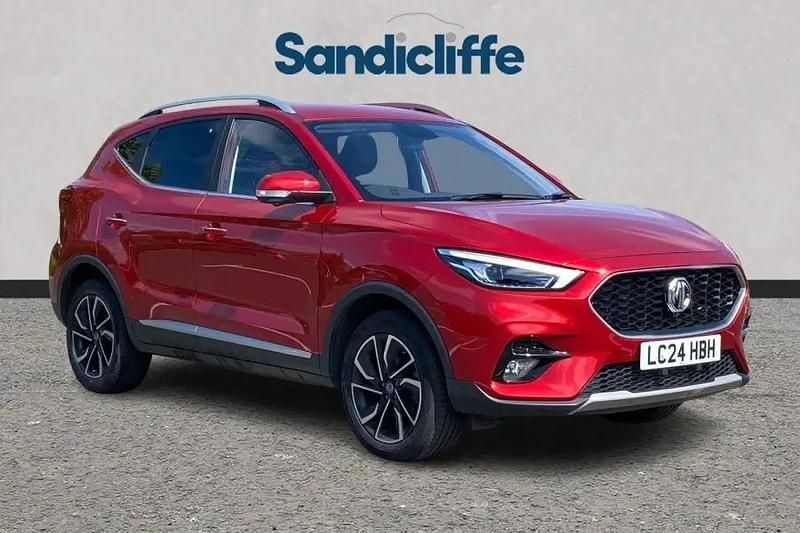 Tri coat dynamic red Used 2024 MG ZS Exclusive Sedan | £13,759 (Good price) - Image 1/4