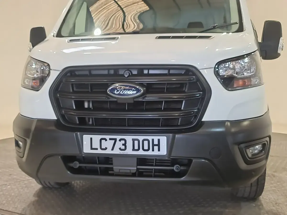 Used Ford Transit 130 HP (95 kW) 2023 White Van