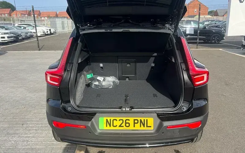 New Volvo EX40 Ultra 325 kW (442 HP) 2027 Black SUV