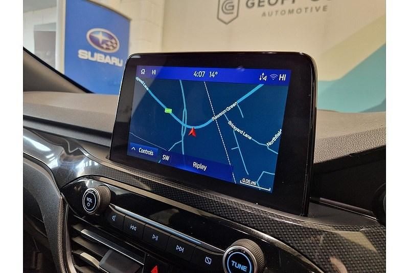 Used Ford Kuga ST-Line 225 HP (165 kW) 2022 Silver SUV