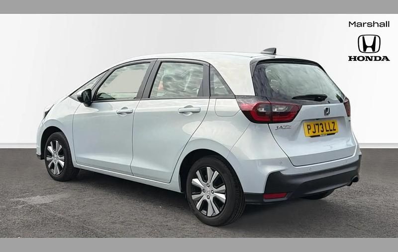 Second-hand Honda Jazz Elegance 122 CP (89 kW) 2023 Alb Hatchback