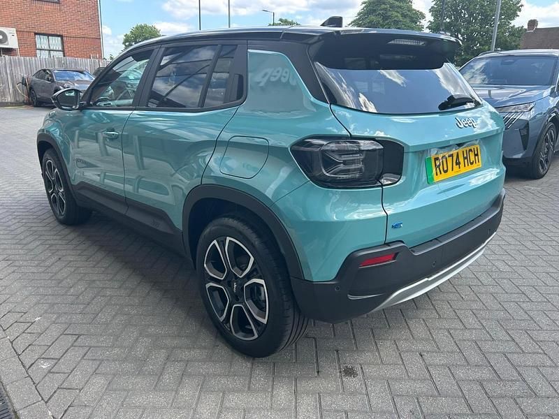 Used Jeep Avenger EV Altitude 113 kW (154 HP) 2024 Blue SUV