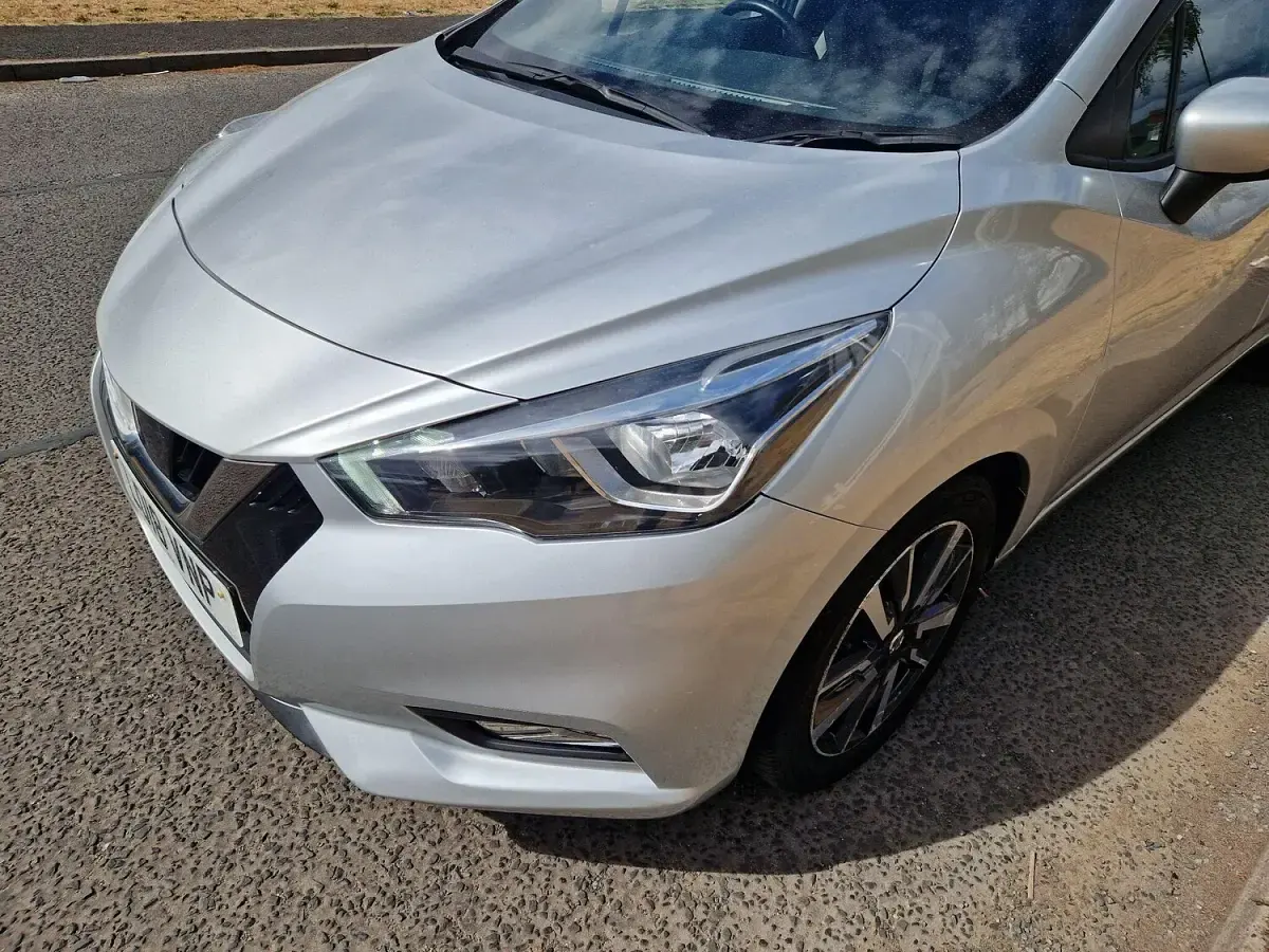 Used Nissan Micra N-Connecta 90 HP (66 kW) 2018 Silver Hatchback