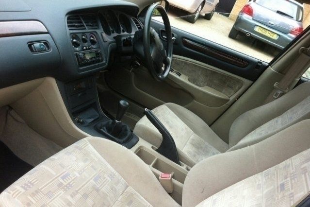 Używany Honda Accord 145 KM (106 kW) 2000 Sedan/Limuzyna