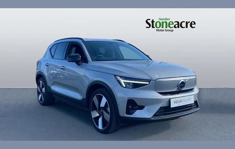 Silver Used 2022 Volvo XC40 Ultimate SUV | £28,495 (Good price) - Image 1/3