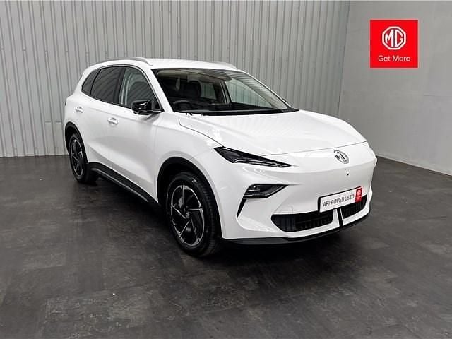 Solid arctic white Used 2025 MG MG5 EV Trophy Estate | £24,990 - Image 1/4