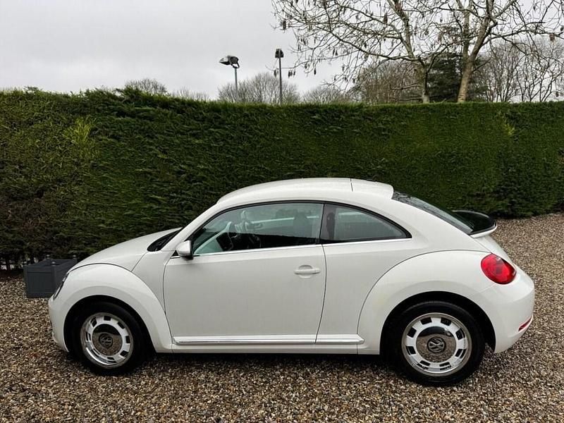 Used VW Beetle Design 160 HP (117 kW) 2012 White Hatchback