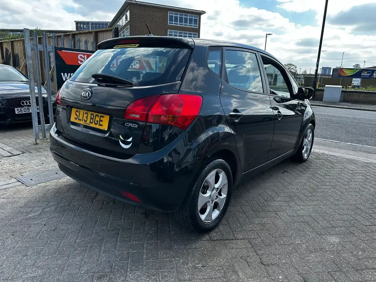 Used Kia Venga 89 HP (65 kW) 2013 Black Hatchback