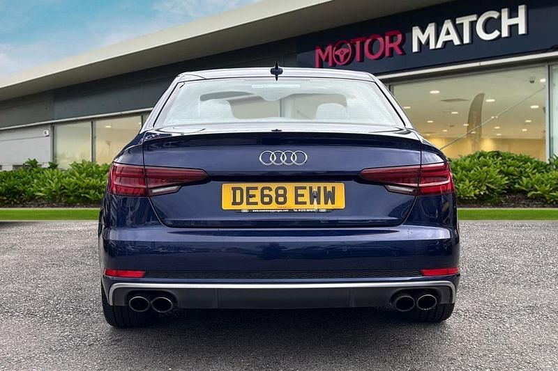 Used Audi S4 Advanced 354 HP (260 kW) 2018 Blue Sedan
